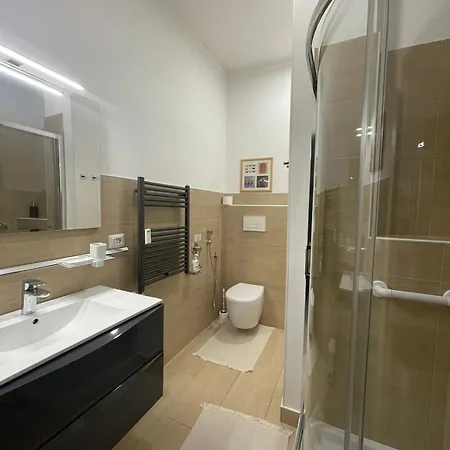 Fiera-nemo Guest house *
